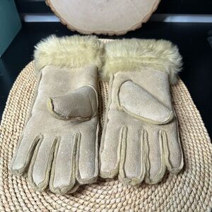 Ladies Suede Fur Lined Beige Gloves